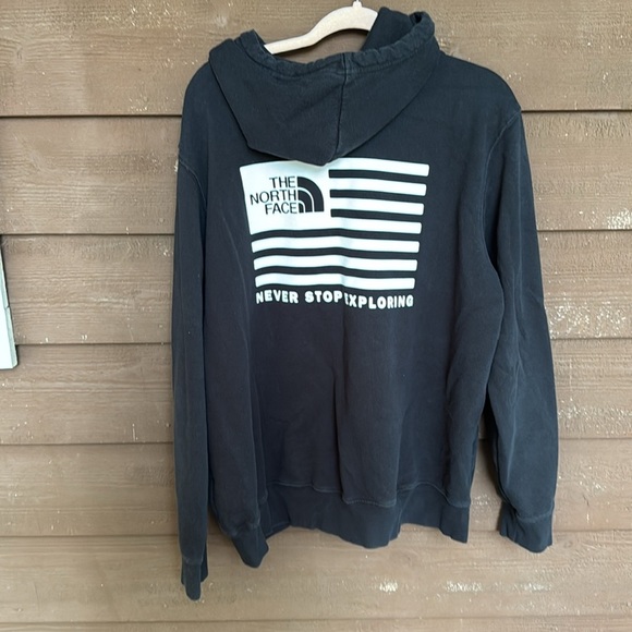 The North Face Men's Black “Never Stop Exploring “ Hoodie size XL - Picture 3 of 5